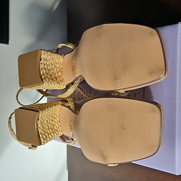 Madden Girl raffia, ankle strap, block heel sandals - Picture 5 of 5